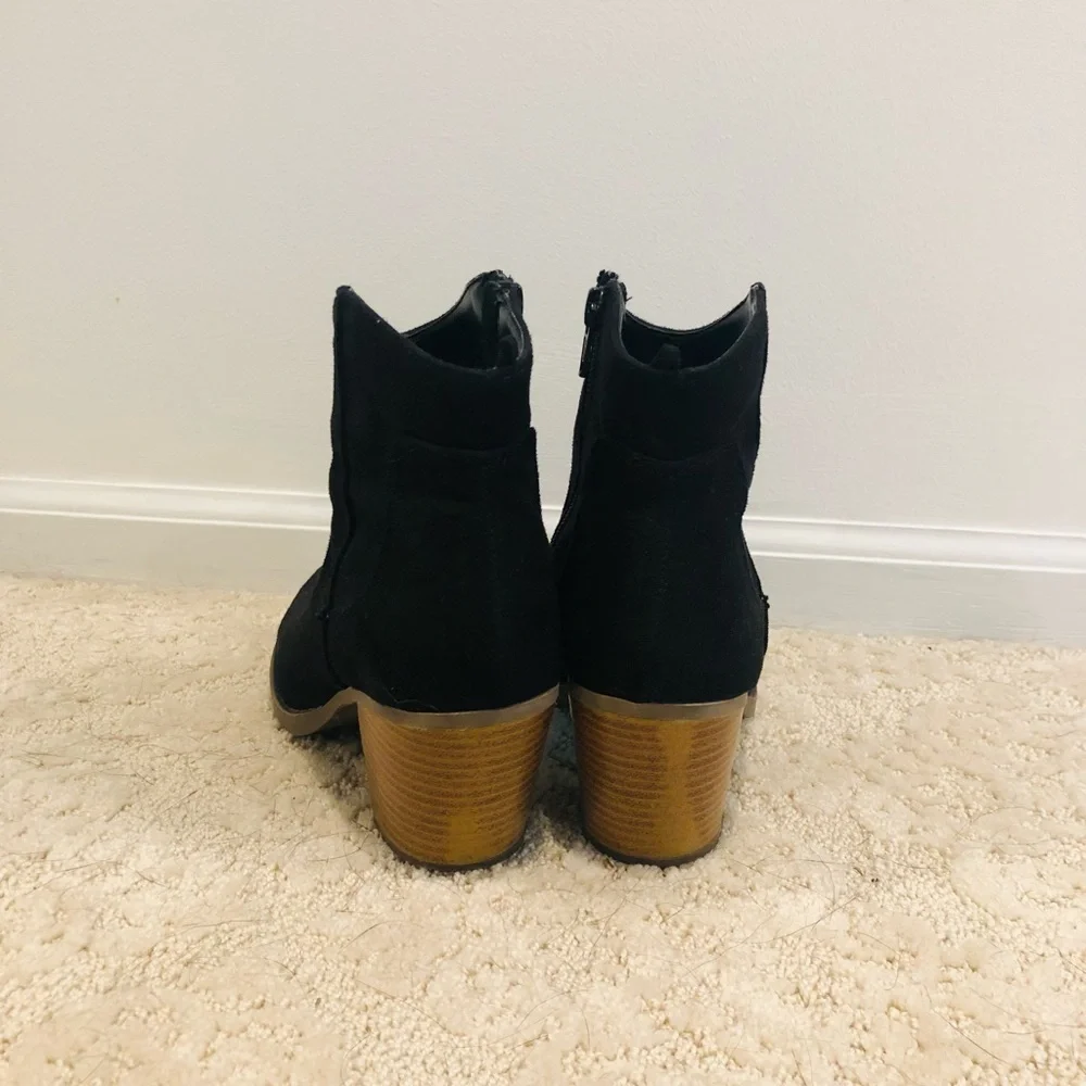 Booties - Picture 3 of 3
